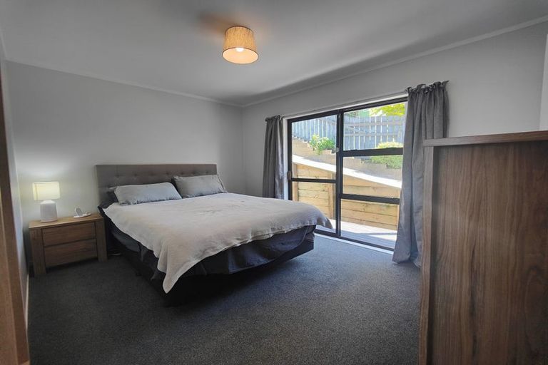 Photo of property in 83a Main Road, Titahi Bay, Porirua, 5022