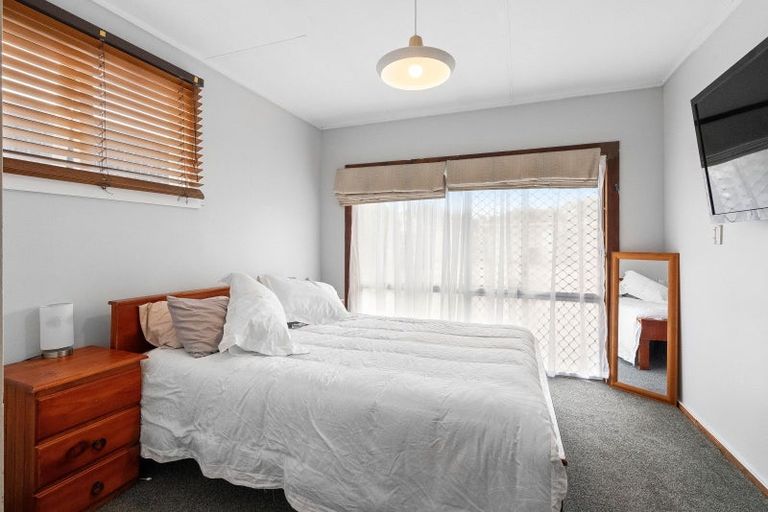 Photo of property in 78 Kirk Street, Otaki, 5512