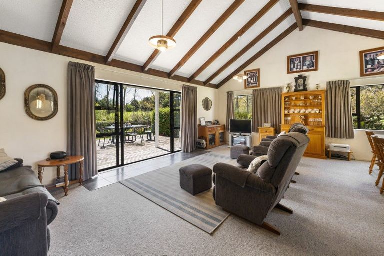 Photo of property in 906 Tukairangi Road, Acacia Bay, Taupo, 3385