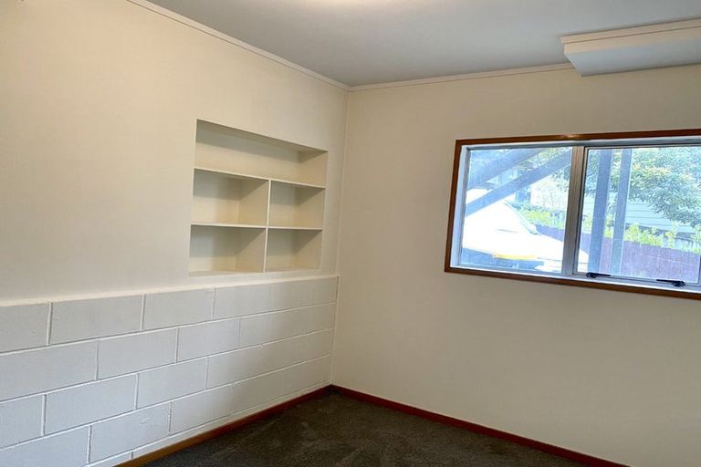 Photo of property in 88 Spinella Drive, Bayview, Auckland, 0629