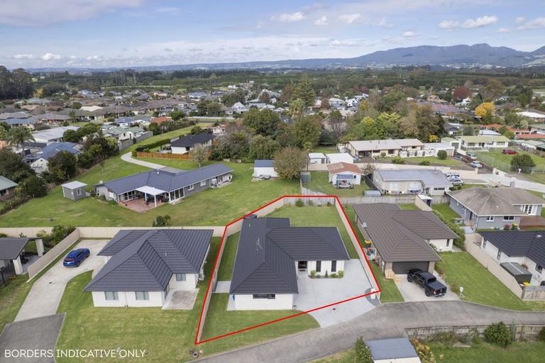 Photo of property in 22f Clive Road, Katikati, 3129