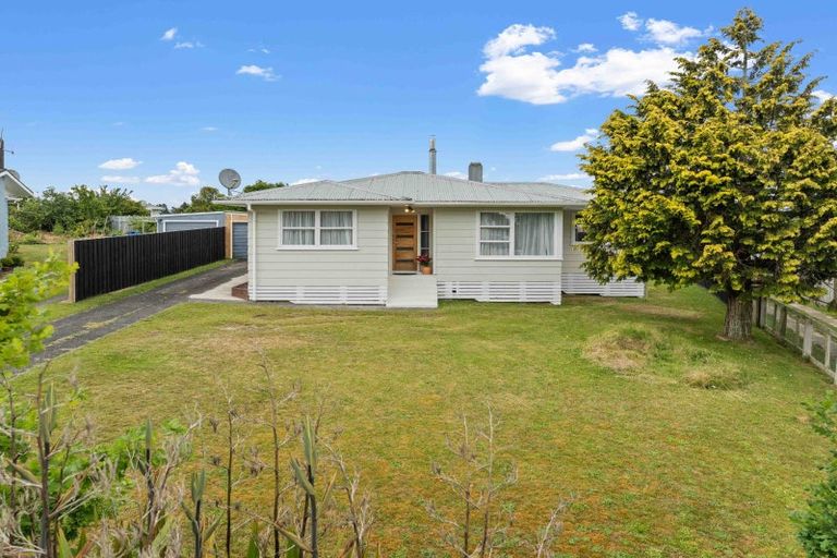 Photo of property in 16 Kotuku Place, Tokoroa, 3420