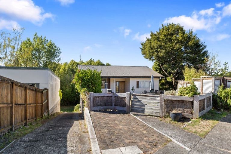 Photo of property in 9 Armstrong Grove, Hilltop, Taupo, 3330