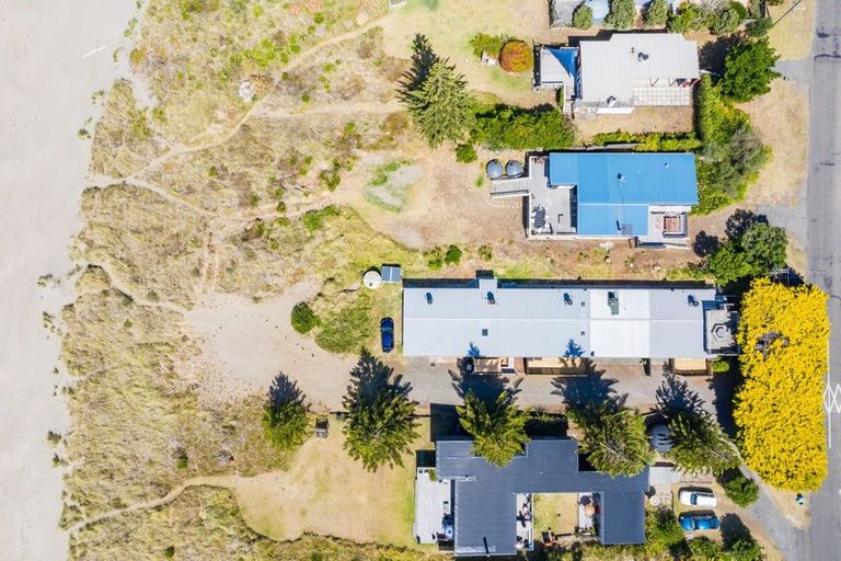 Photo of property in 79b Blue Pacific Parade, Riversdale Beach, Masterton, 5872