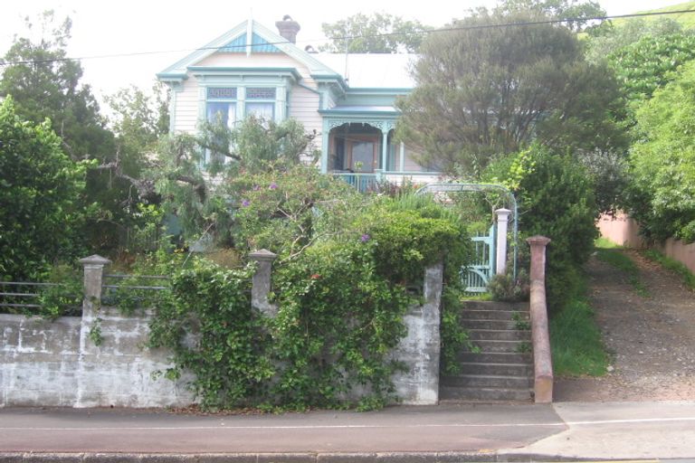 Photo of property in 10a Albert Road, Devonport, Auckland, 0624