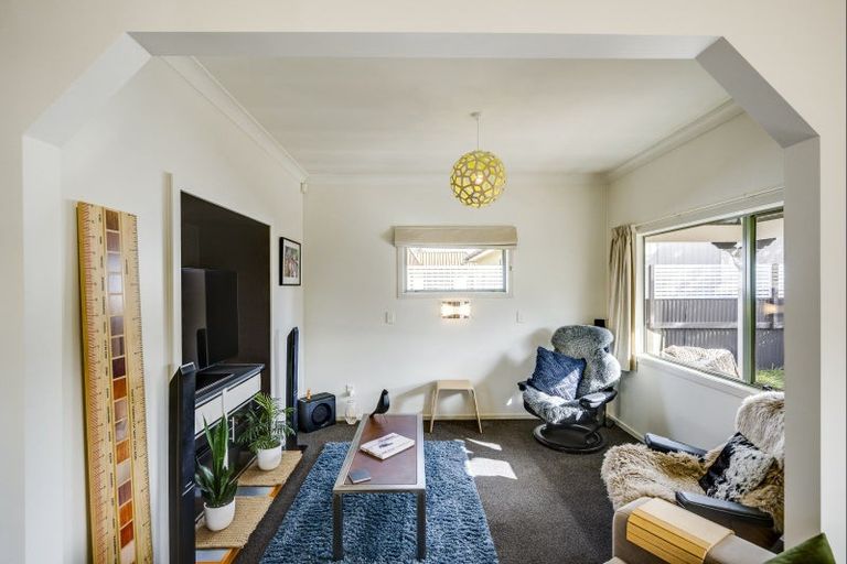 Photo of property in 205b Grove Road, Mayfair, Hastings, 4122