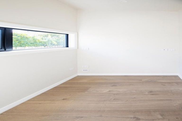 Photo of property in 126b Macandrew Road, South Dunedin, Dunedin, 9012