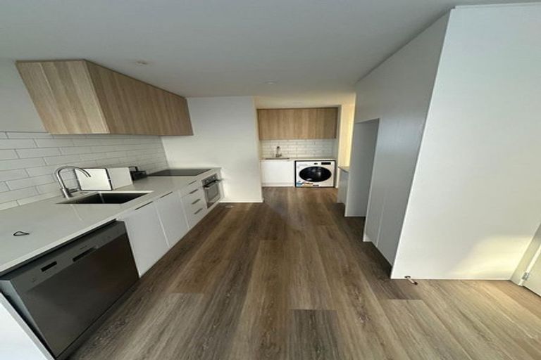 Photo of property in 4/372 Stokes Valley Road, Stokes Valley, Lower Hutt, 5019