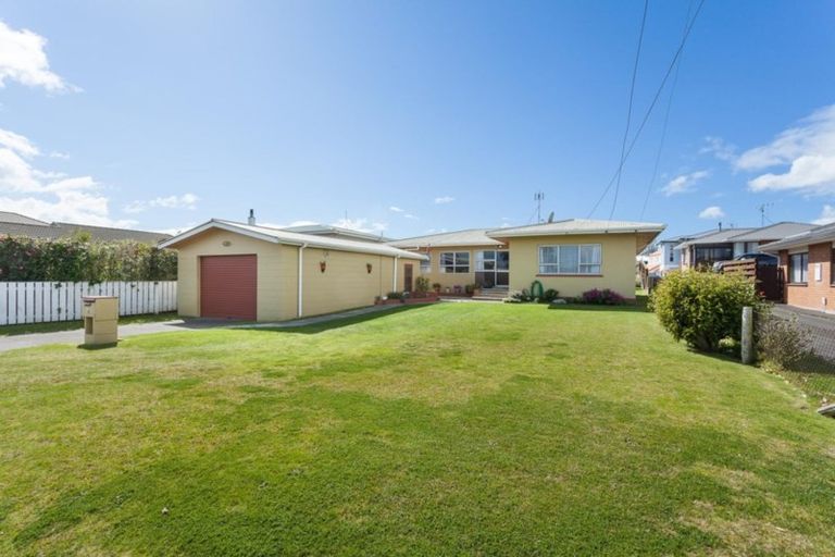 Photo of property in 19 Macville Road, Mount Maunganui, 3116
