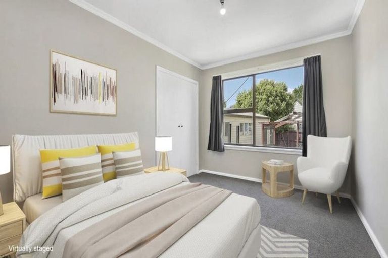 Photo of property in 18 Ashbourne Street, Burnside, Christchurch, 8053