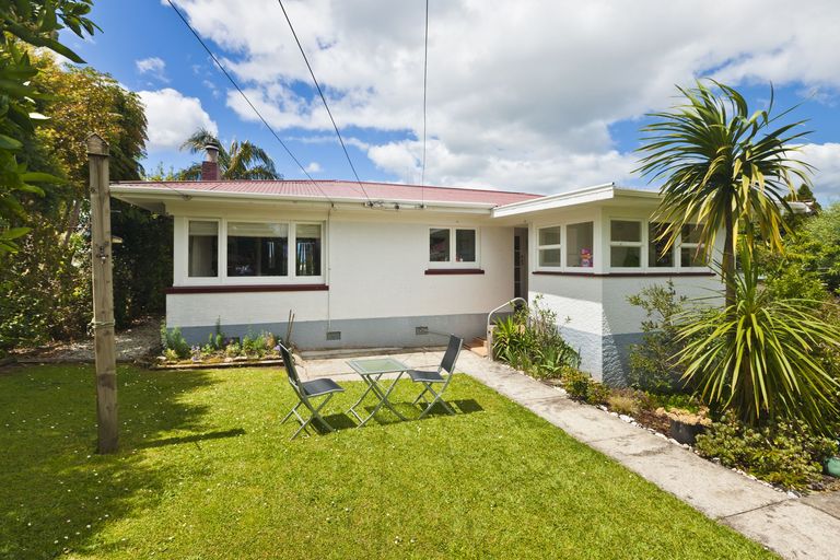 Photo of property in 3a Ford Avenue, Te Kamo, Whangarei, 0112