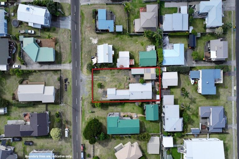 Photo of property in 216 Given Avenue, Whangamata, 3620