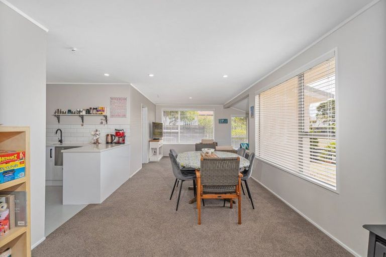 Photo of property in 208 Vista Paku, Pauanui, Hikuai, 3579