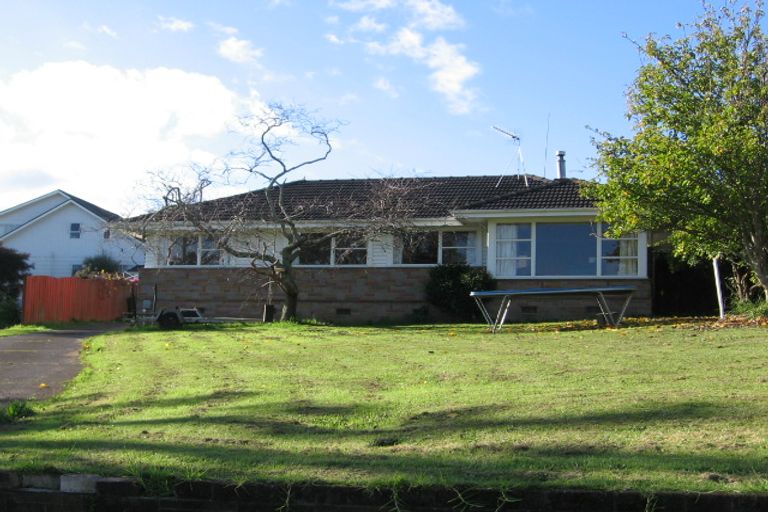 Photo of property in 11 Pine Terrace, Howick, Auckland, 2014