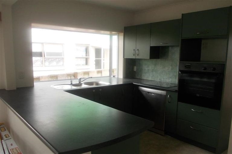 Photo of property in 23b Woodford Avenue, Henderson, Auckland, 0610