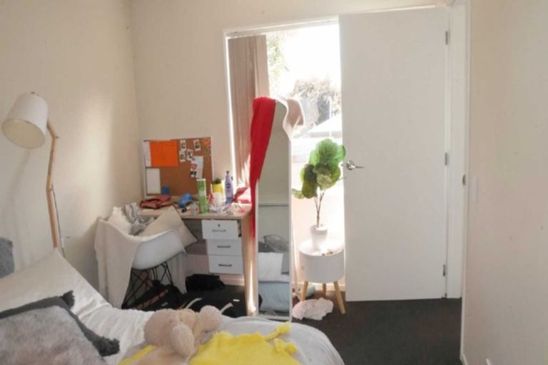 Photo of property in 11b Lyndon Street, Riccarton, Christchurch, 8011