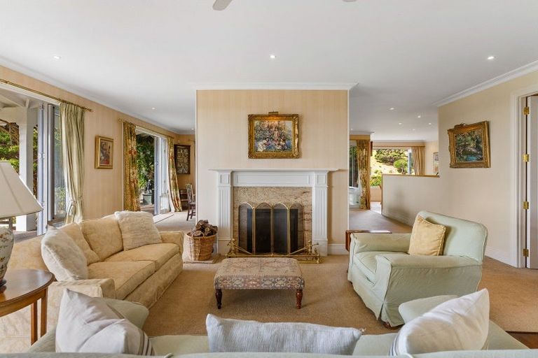 Photo of property in 38 Kaipara View Road, Helensville, 0875