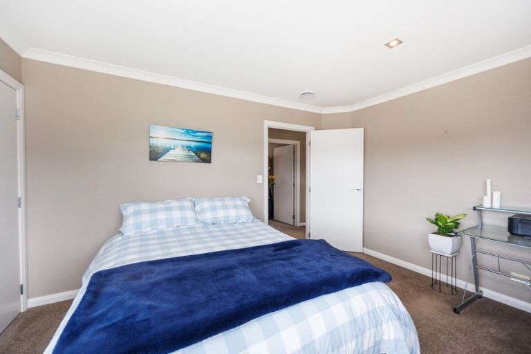 Photo of property in 5 Manhattan Court, Kelvin Grove, Palmerston North, 4414