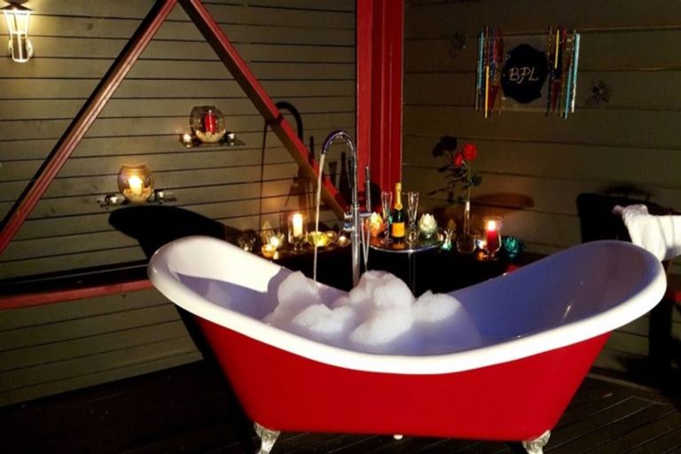 Photo of property in 444 Wentworth Valley Road, Whangamata, 3691