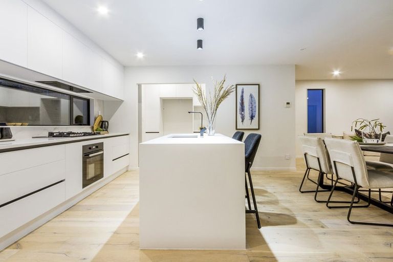 Photo of property in 18b Marama Street, Castor Bay, Auckland, 0620