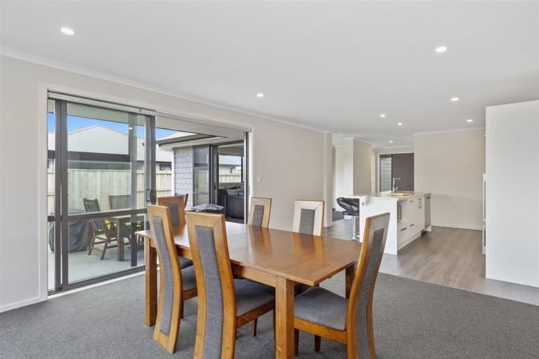 Photo of property in 99 Puhirake Crescent, Pyes Pa, Tauranga, 3112