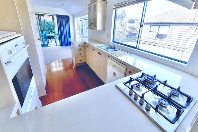 Photo of property in 1/6 Ngataringa Road, Devonport, Auckland, 0624