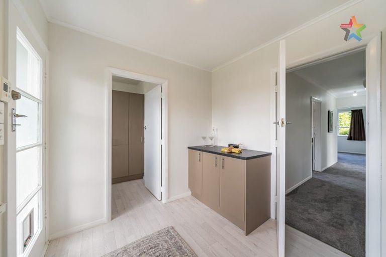 Photo of property in 20 Charles Street, Clouston Park, Upper Hutt, 5018