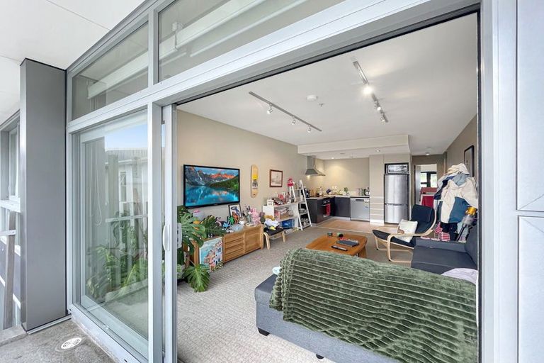 Photo of property in Revolucion Apartments, 301s/28 Torrens Terrace, Mount Cook, Wellington, 6011