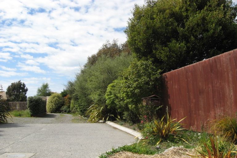 Photo of property in 14 Bunting Place, Woodend, 7610