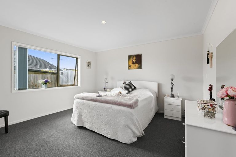 Photo of property in Trackside Villas, 27/91 Mako Mako Road, Levin, 5510