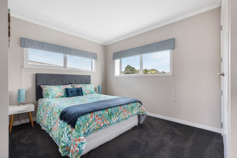 Photo of property in 19 Utopia Park Heights, Welcome Bay, Tauranga, 3112