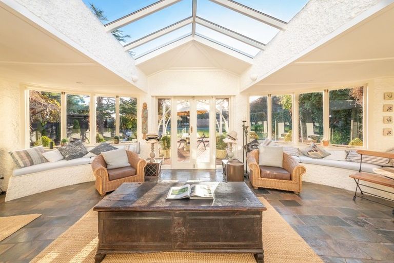 Photo of property in 5 Brassey Road, Saint Johns Hill, Whanganui, 4500