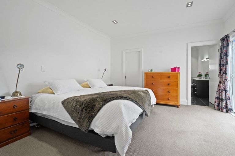 Photo of property in 270 Hughes Line, West Taratahi, Masterton, 5887