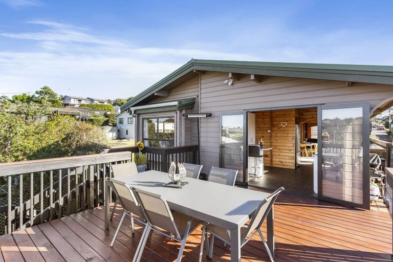 Photo of property in 33b Kauri Road, Stanmore Bay, Whangaparaoa, 0932