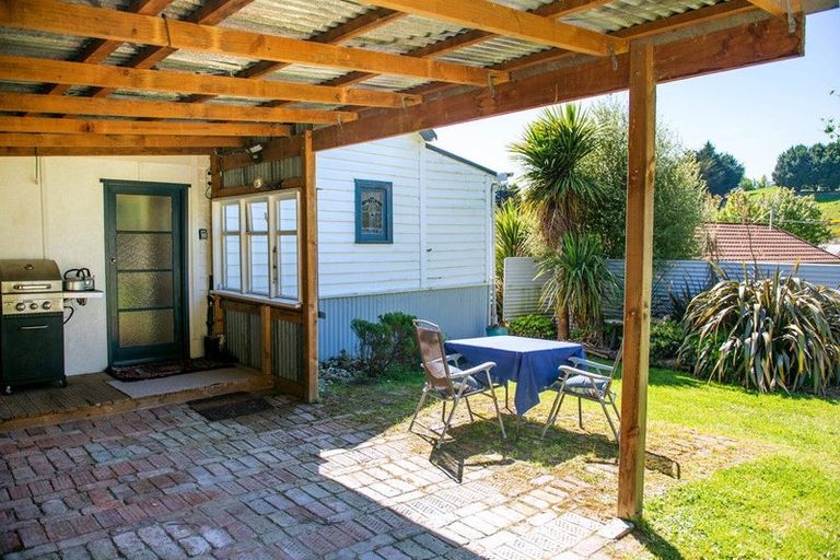 Photo of property in 8 Lismore Street, Lawrence, 9532