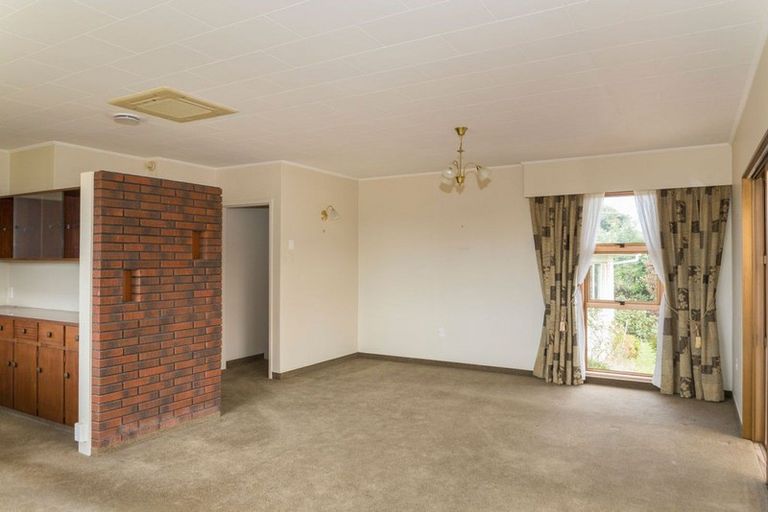 Photo of property in 2 Drummond Street, Dannevirke, 4930