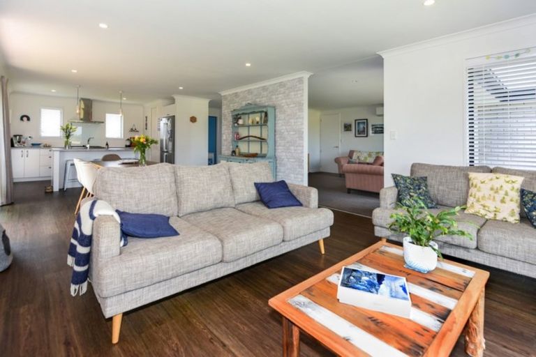 Photo of property in 2 William Hyde Place, Darfield, 7510