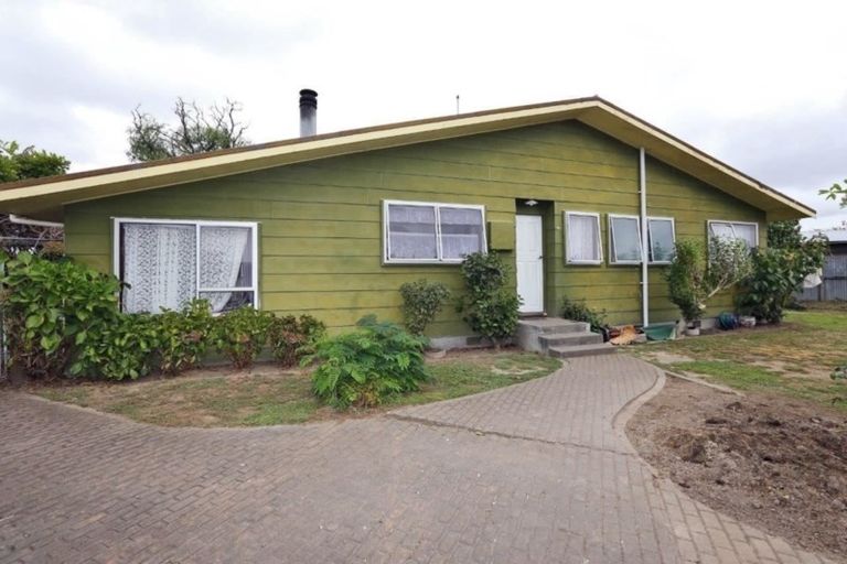 Photo of property in 84 Diaz Drive, Flaxmere, Hastings, 4120