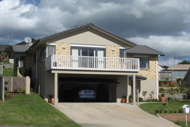 Photo of property in 4 Thornlea Drive, Welcome Bay, Tauranga, 3112