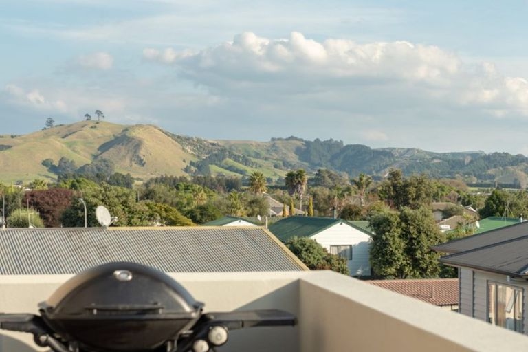 Photo of property in 710 Papamoa Beach Road, Papamoa Beach, Papamoa, 3118