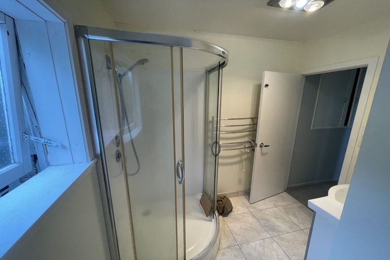 Photo of property in 89 Exmouth Road, Northcote, Auckland, 0627