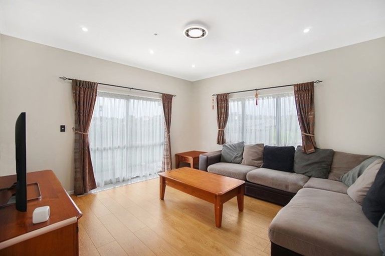 Photo of property in 1 Geranium Avenue, Flat Bush, Auckland, 2019