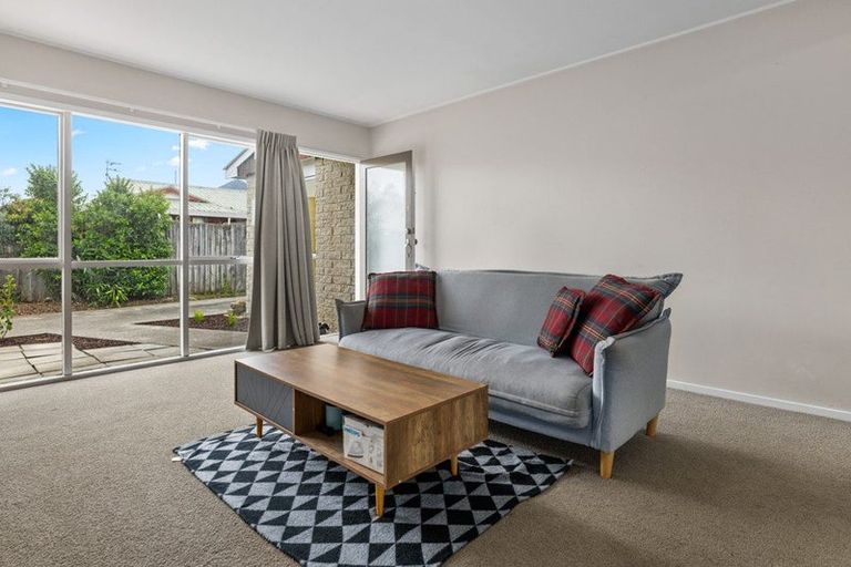 Photo of property in 3/11 Peverel Street, Riccarton, Christchurch, 8011