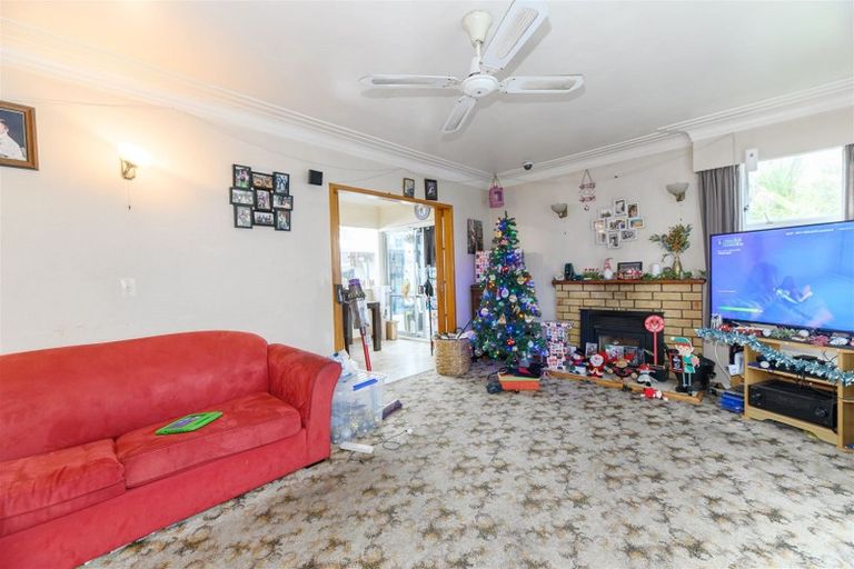 Photo of property in 3 Simpson Road, Ranui, Auckland, 0612