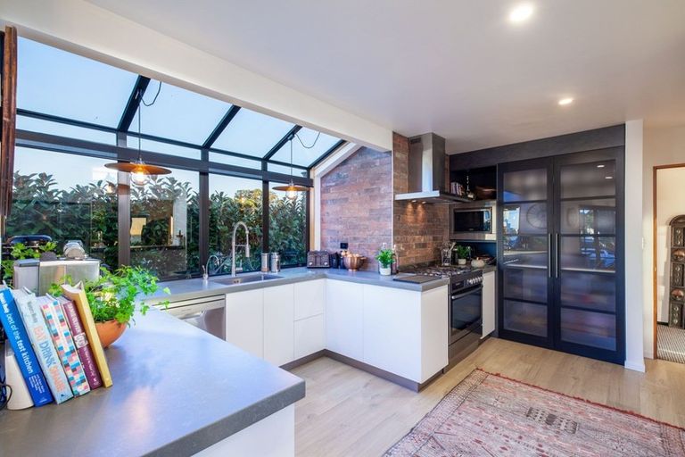 Photo of property in 2a Richmond Street, Fitzroy, New Plymouth, 4312