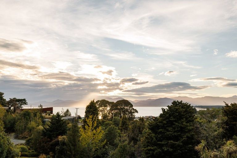 Photo of property in 6 Korepo Road, Ruby Bay, Upper Moutere, 7173