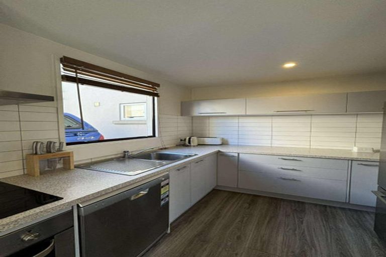 Photo of property in 3/16 Derby Street, St Albans, Christchurch, 8014