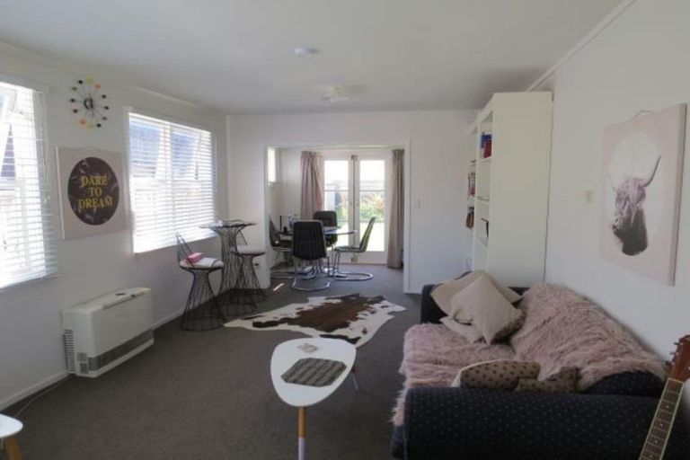 Photo of property in 59 Morley Street, New Plymouth, 4310