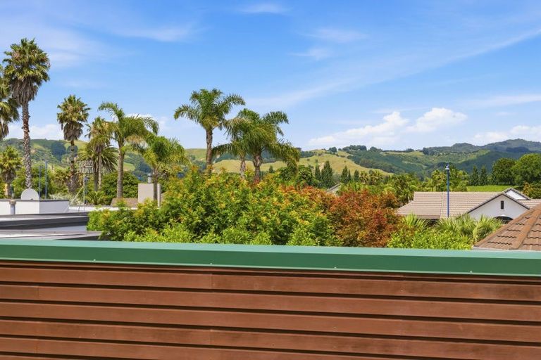 Photo of property in 72 Palm Beach Boulevard, Papamoa Beach, Papamoa, 3118