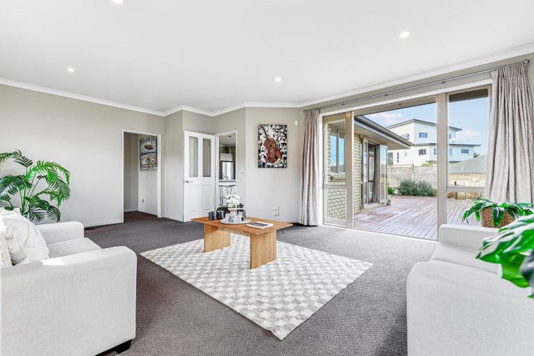 Photo of property in 42 Heathfield Avenue, Huntington, Hamilton, 3210